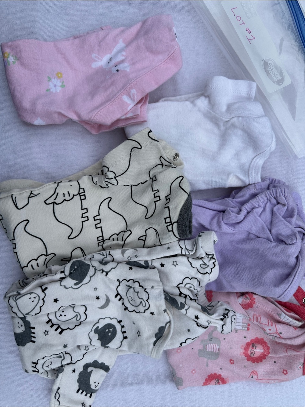 Baby Multipack Bodysuits and a Sleeper - Pink, White, Lavender, Cream(lot1)